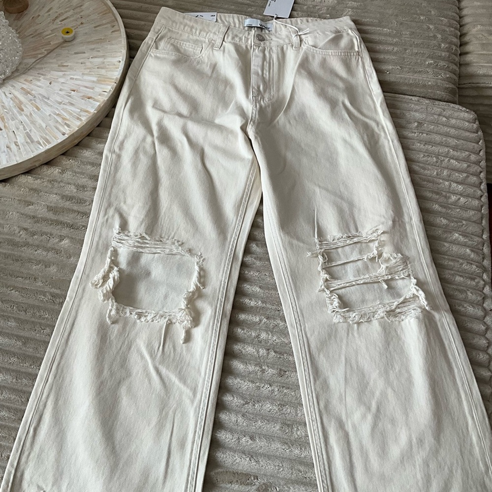 Women's Vervet Leslie 90’s Vintage Flare Distressed Cream Jeans NWT